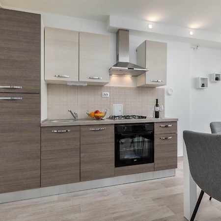 Apartment Sole Pula Bagian luar foto
