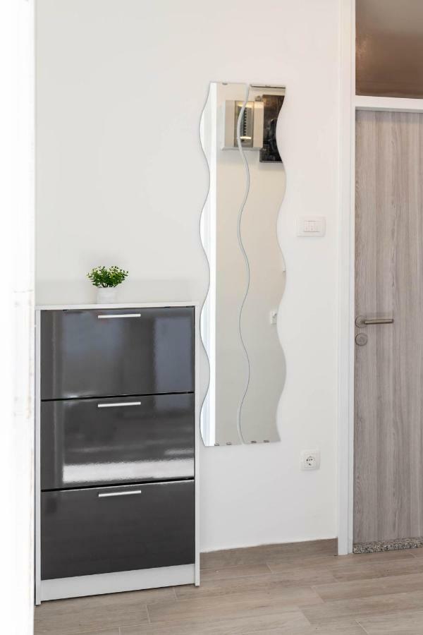 Apartment Sole Pula Bagian luar foto